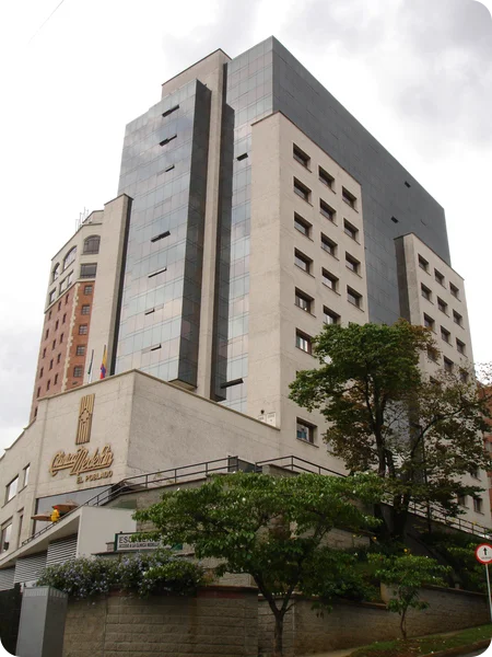 clinica medellin cirugia plastica medellin 